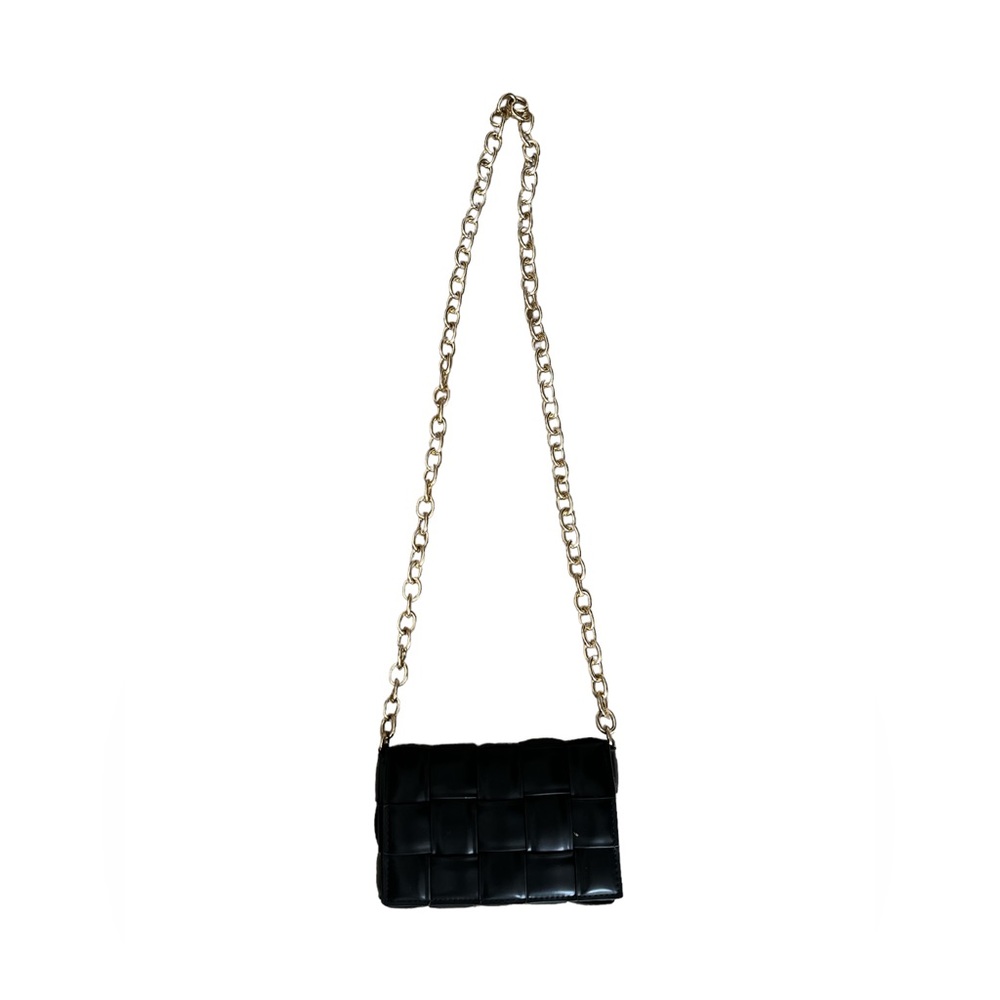 Cross-body purse